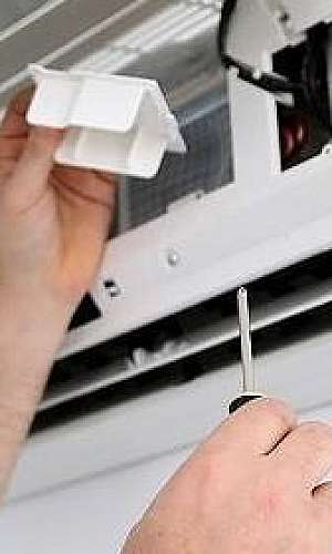 Manutenção de climatização Manutenção de climatização